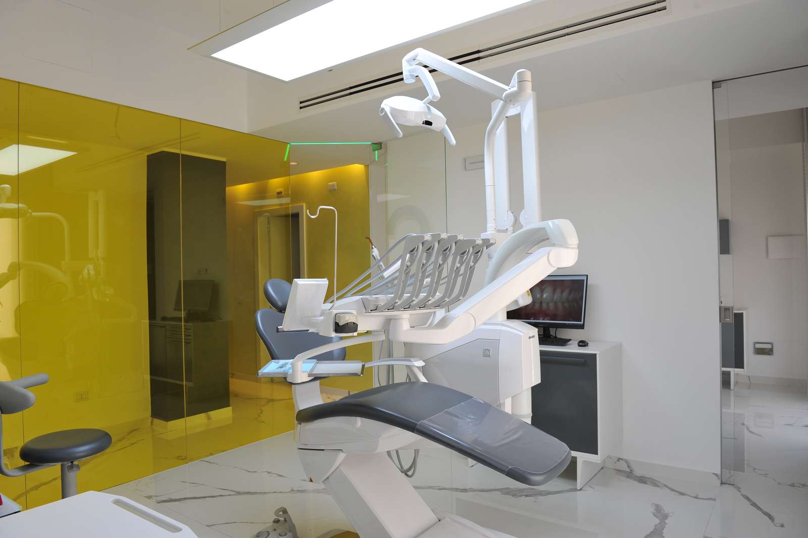 Studio-dentistico-barbera-messina002